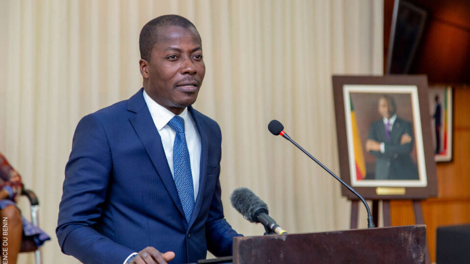 Polémique sur la base militaire française au Bénin: Houngbédji répond à Ahossi