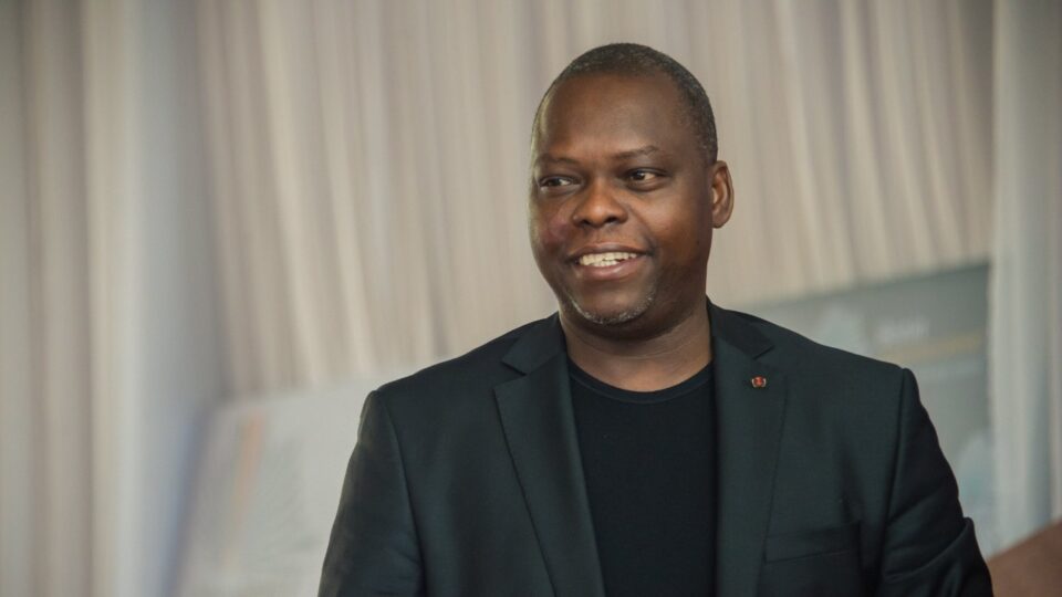 Édouard Loko nommé président de la HAAC au Bénin