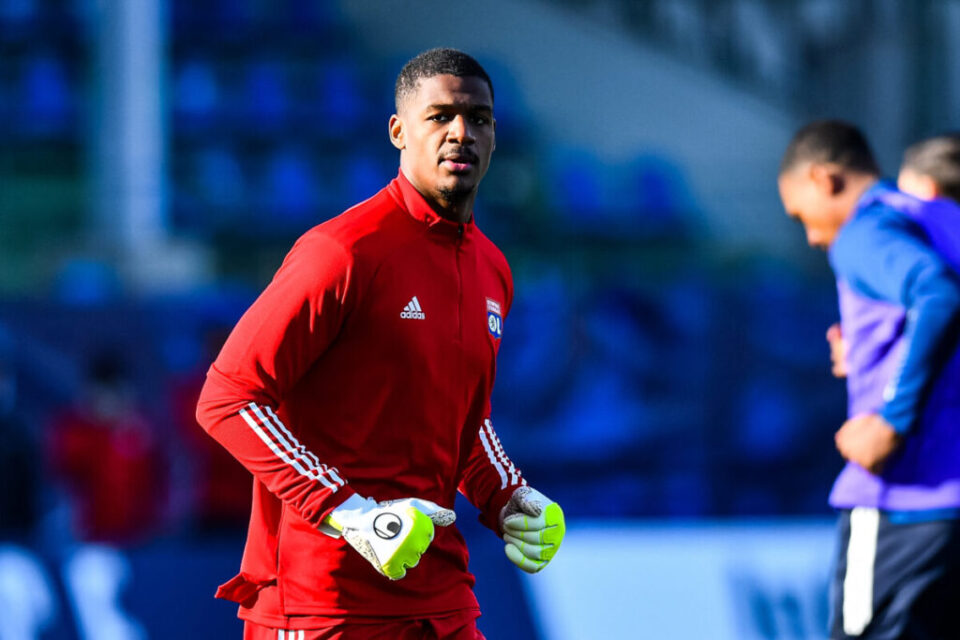 Mercato : Malcolm Barcola signe officiellement avec Paços de Ferreira !