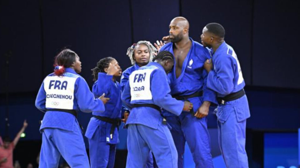 JO 2024 – Teddy Riner, champion olympique avec l’équipe de France: l'exploit historique de la légende du judo en direct de Tokyo
