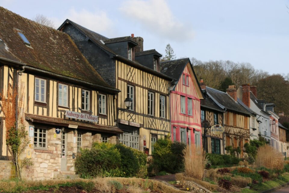 Découvrez la Normandie impressionniste : châteaux, jardins et expositions exceptionnelles
